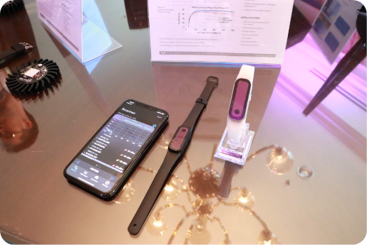 充電不要のスマートトラッカー「MOTHER Bracelet」を世界最大級のテクノロジー見本市CES(Consumer Electronics Show)で制作発表